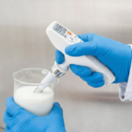 Testo 205 pH Metre Süt, Peynir, Et ve Gıda İçin pH + Sıcaklık Ölçüm Cihazı - Görsel 3